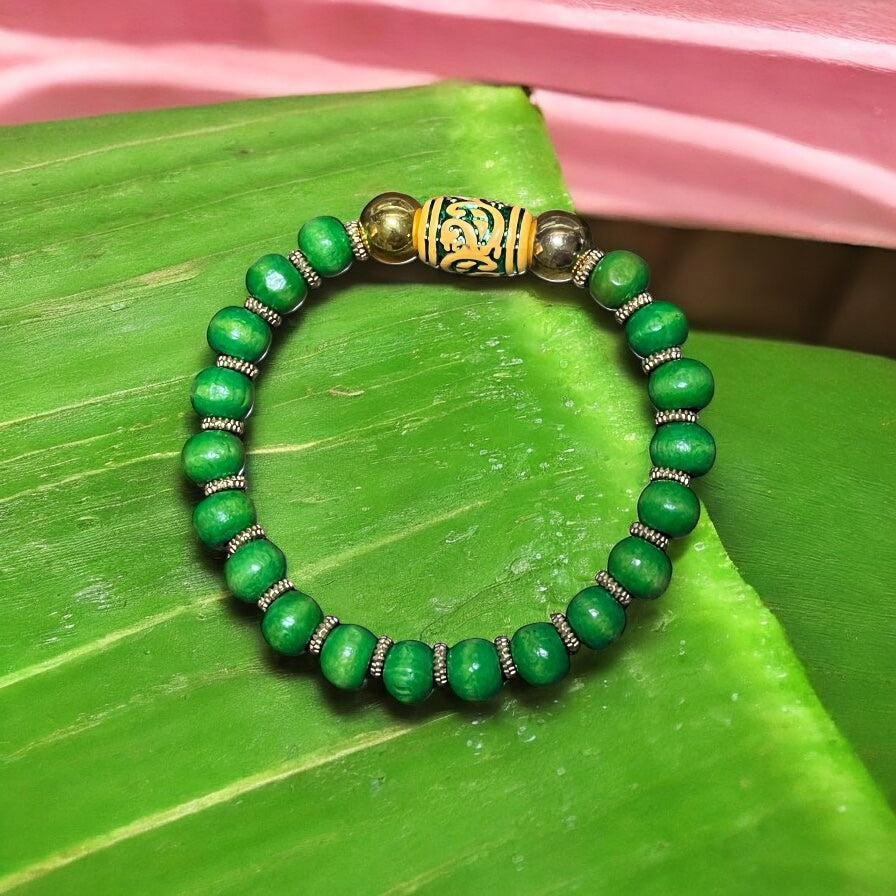 Wooden beads bracelet